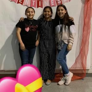 Meet your Posher, Clarissa